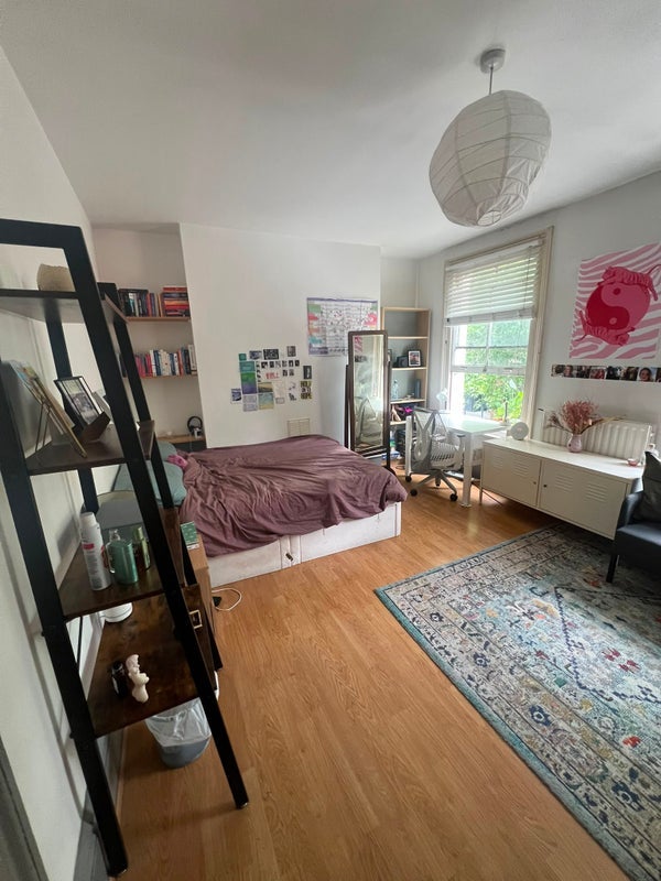 Room Wansey Street in Greater London