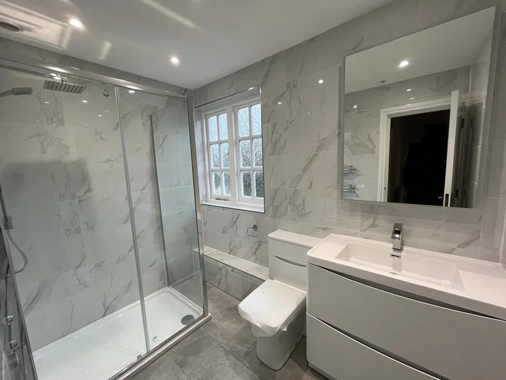 Flat Frithwood Avenue in Greater London