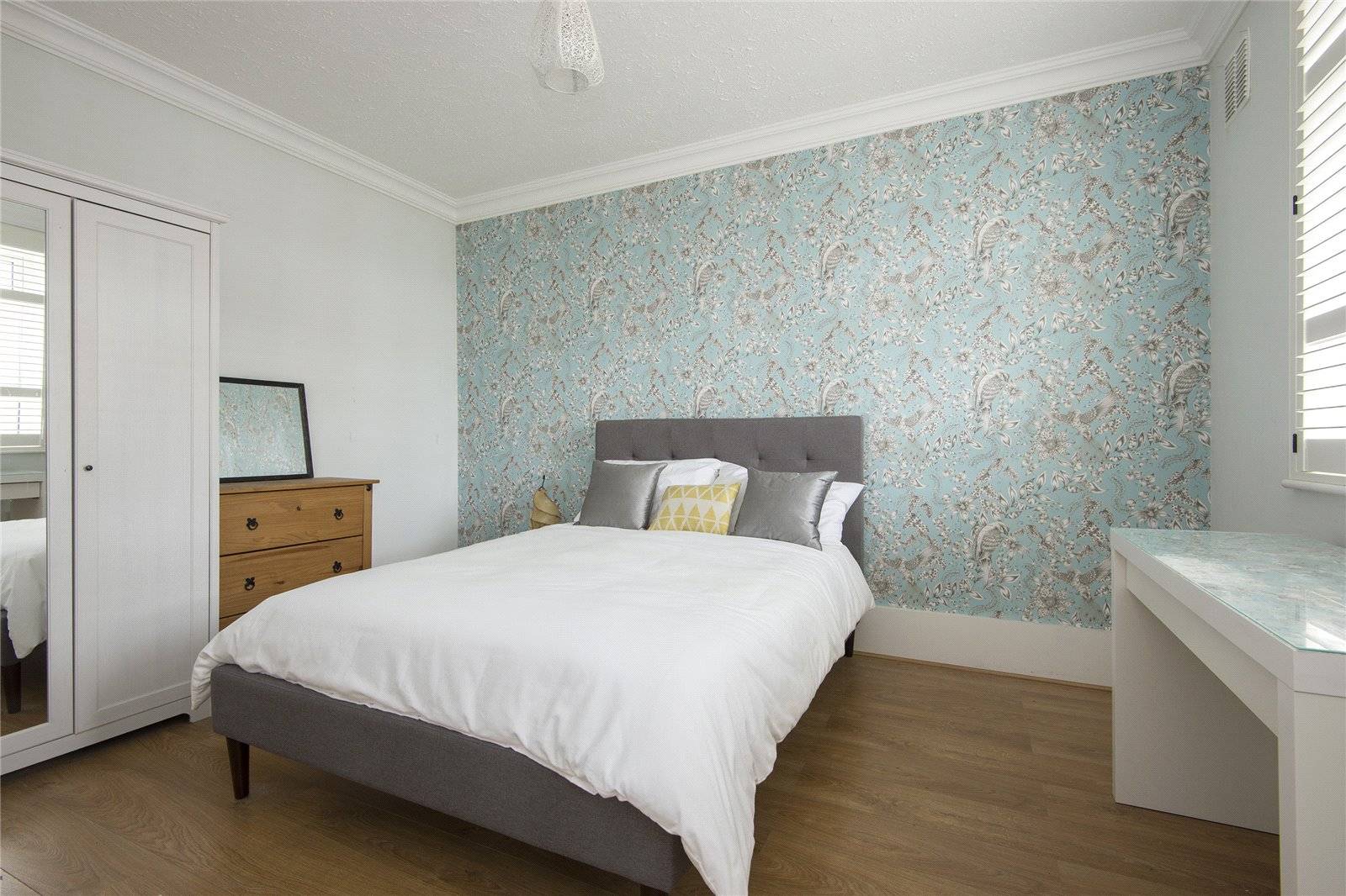 Flat Homerton Road in Greater London