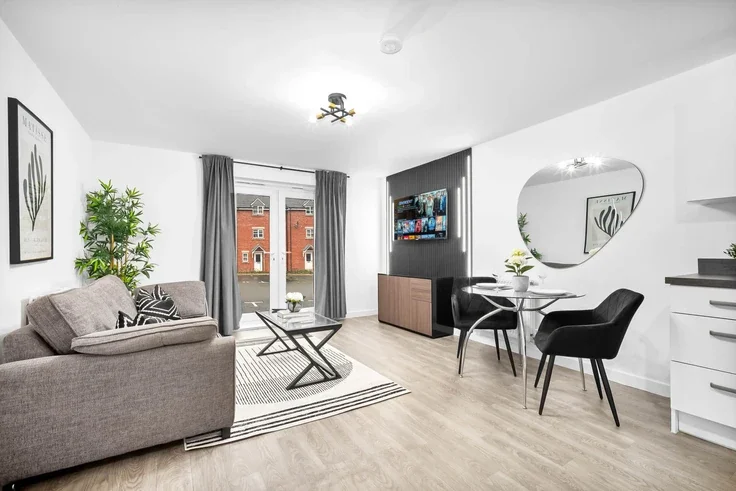 Flat Tanners Way in Birmingham