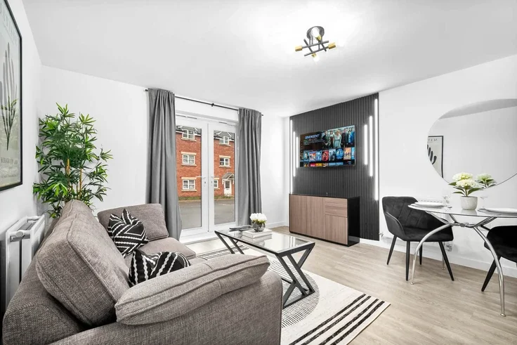 Flat Tanners Way in Birmingham