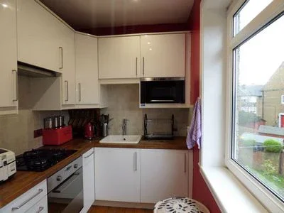 House Broomside Terrace in City of Edinburgh