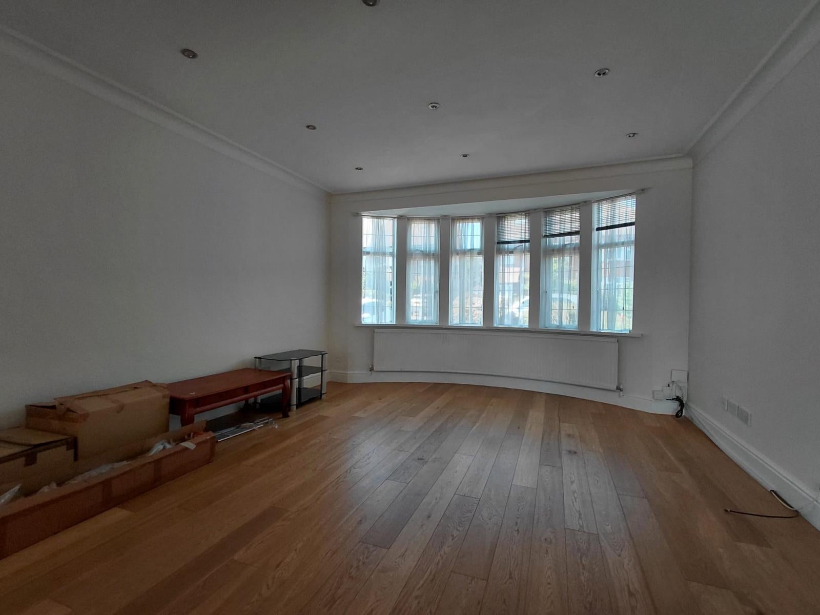 House Cissbury Ring South in Greater London