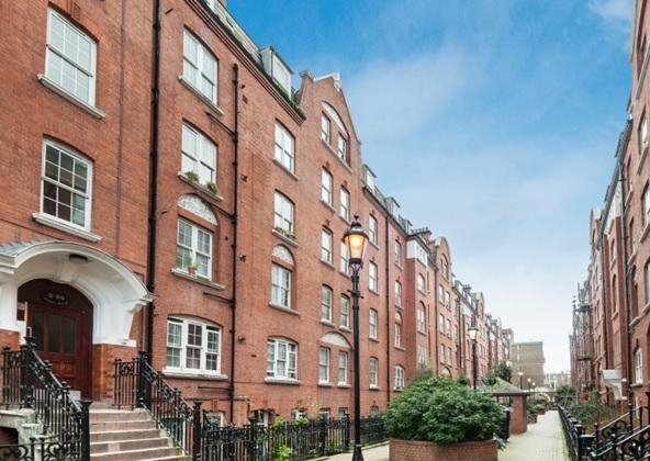 Flat Page Street in London