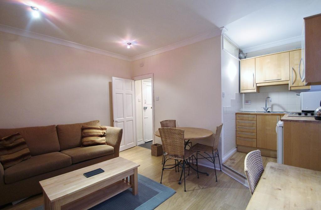 Flat Page Street in London