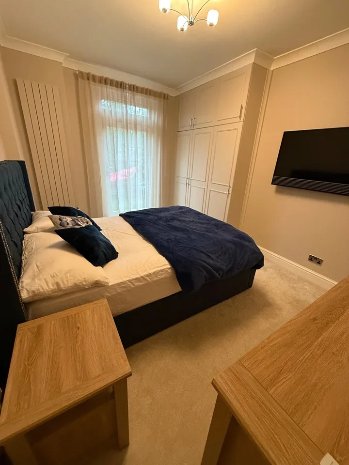 Room Maldon Road in Greater London