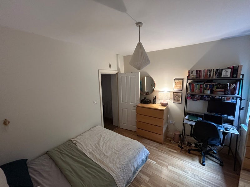 Room Lea Bridge Road in Greater London