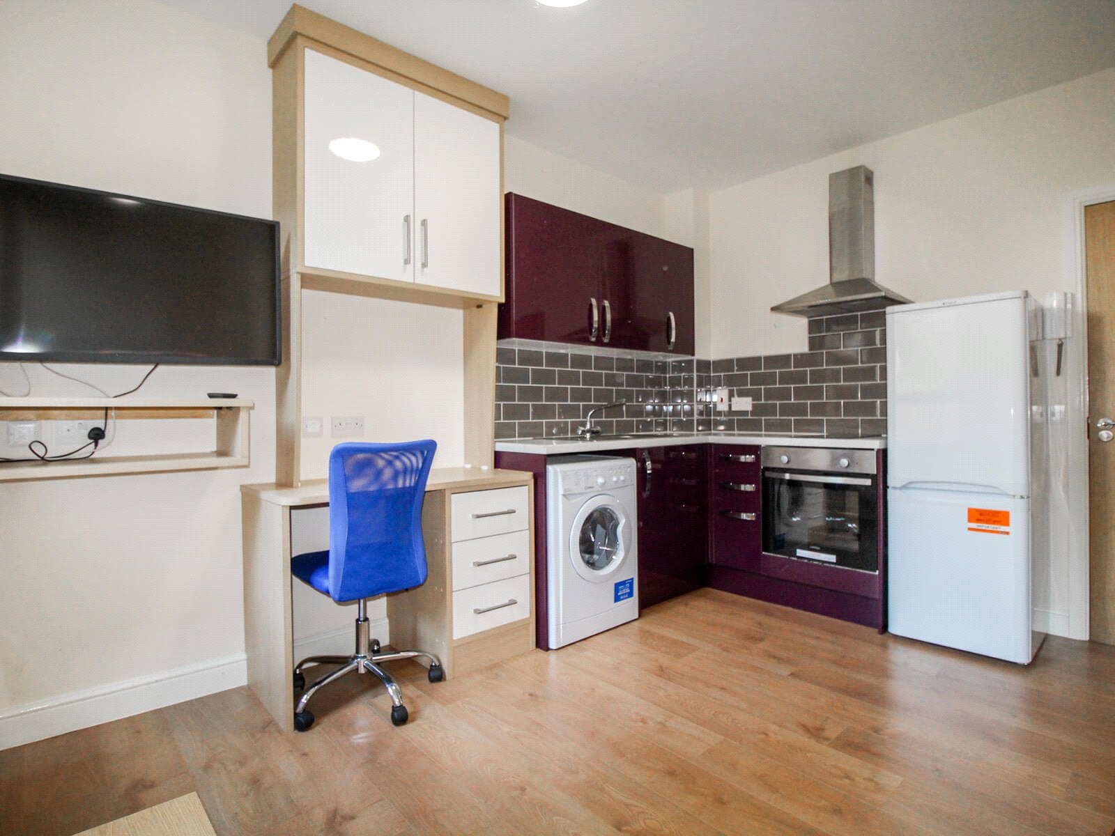 Flat Lofthouse Place in Leeds