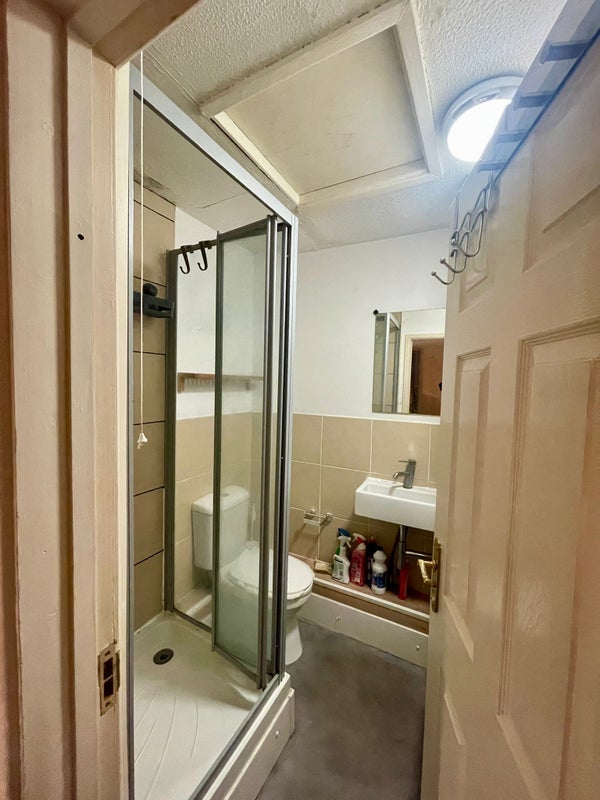 Room Redcliffe Parade East in Bristol