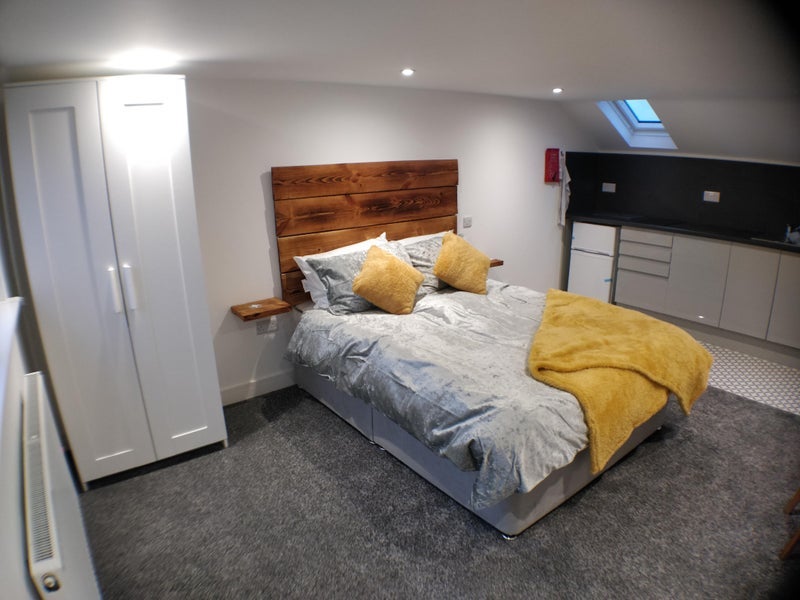 Room Murray Road in Rugby