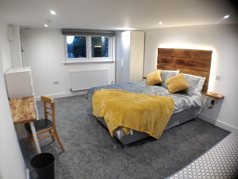 Room Murray Road in Rugby