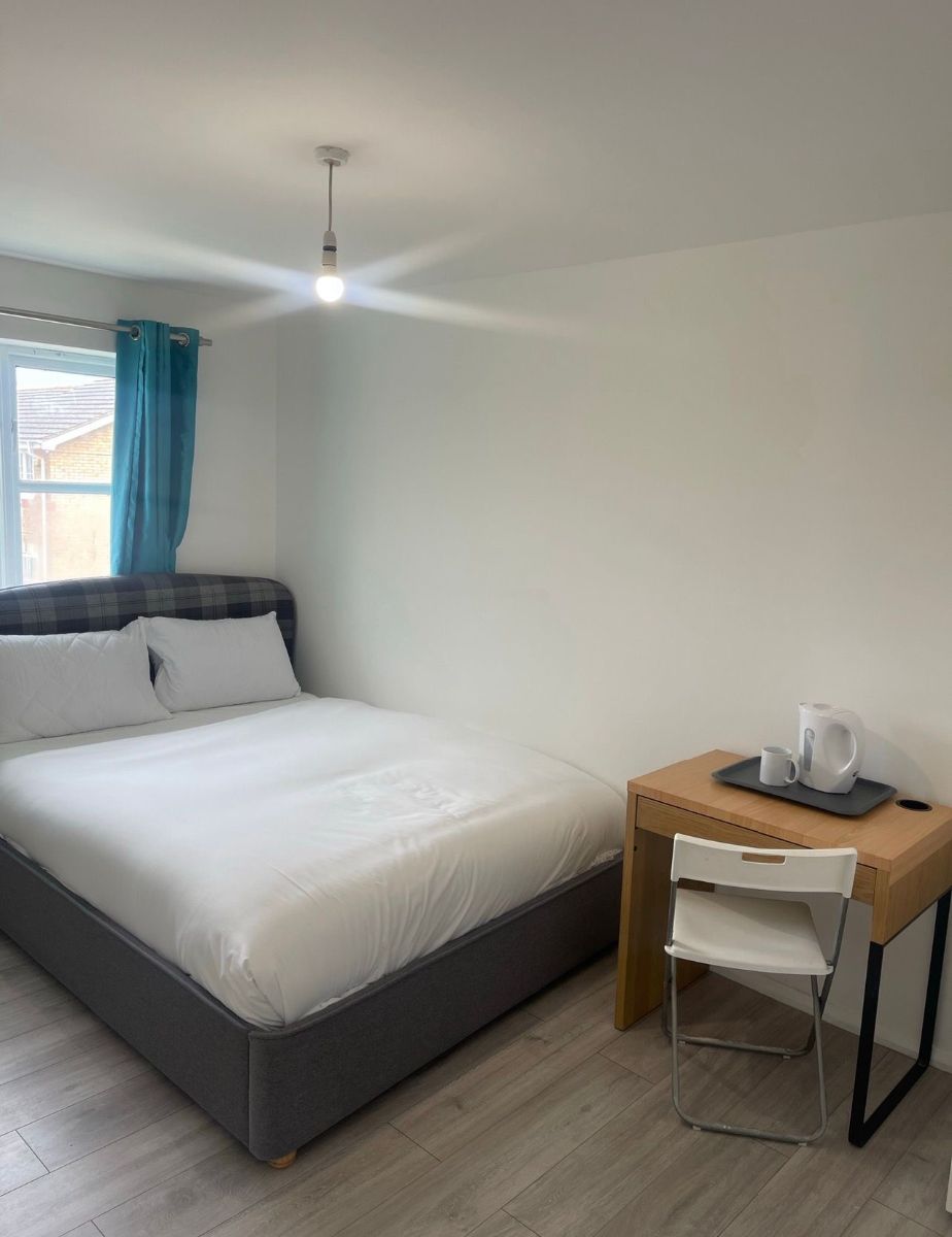 House Sandpiper Drive in Greater London