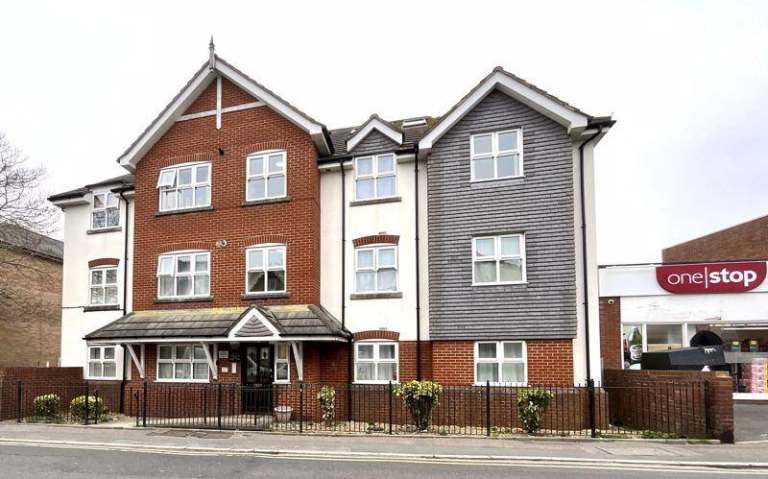 Flat Seabourne Road in Bournemouth