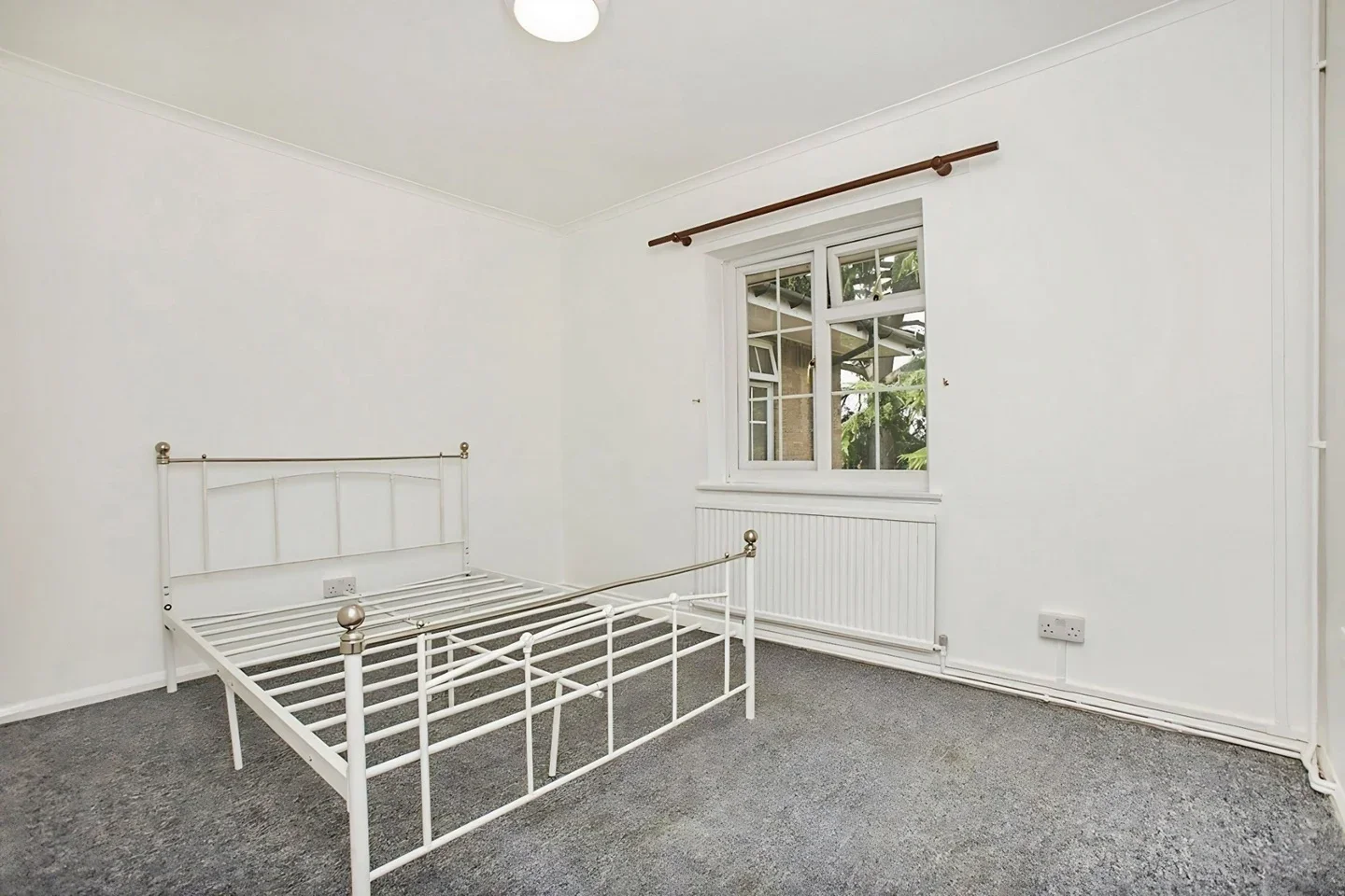 Flat Marian Court in Greater London