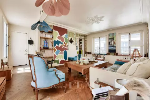Appartement Rue Rossini à Paris