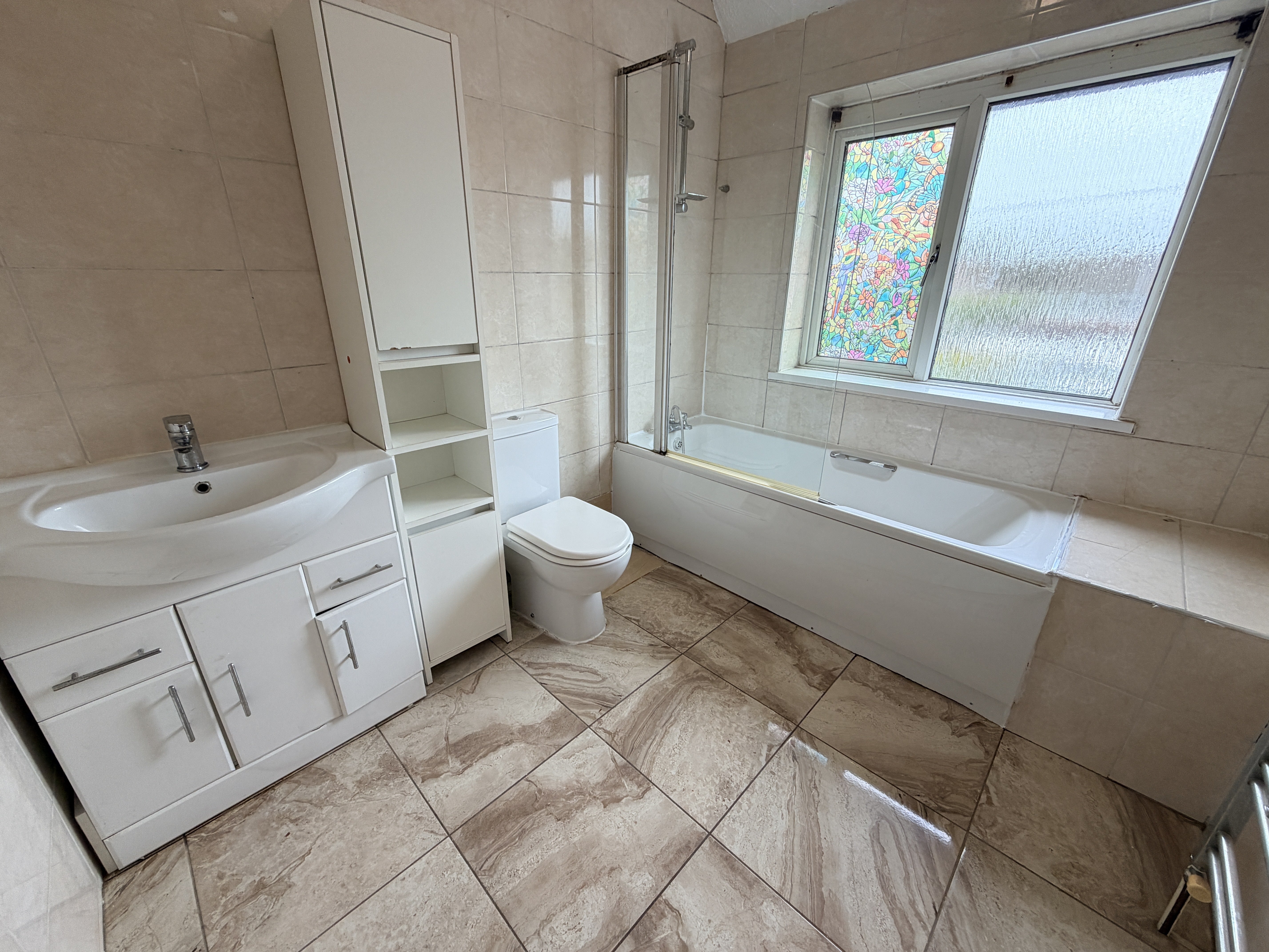 Flat Curborough Road in Lichfield