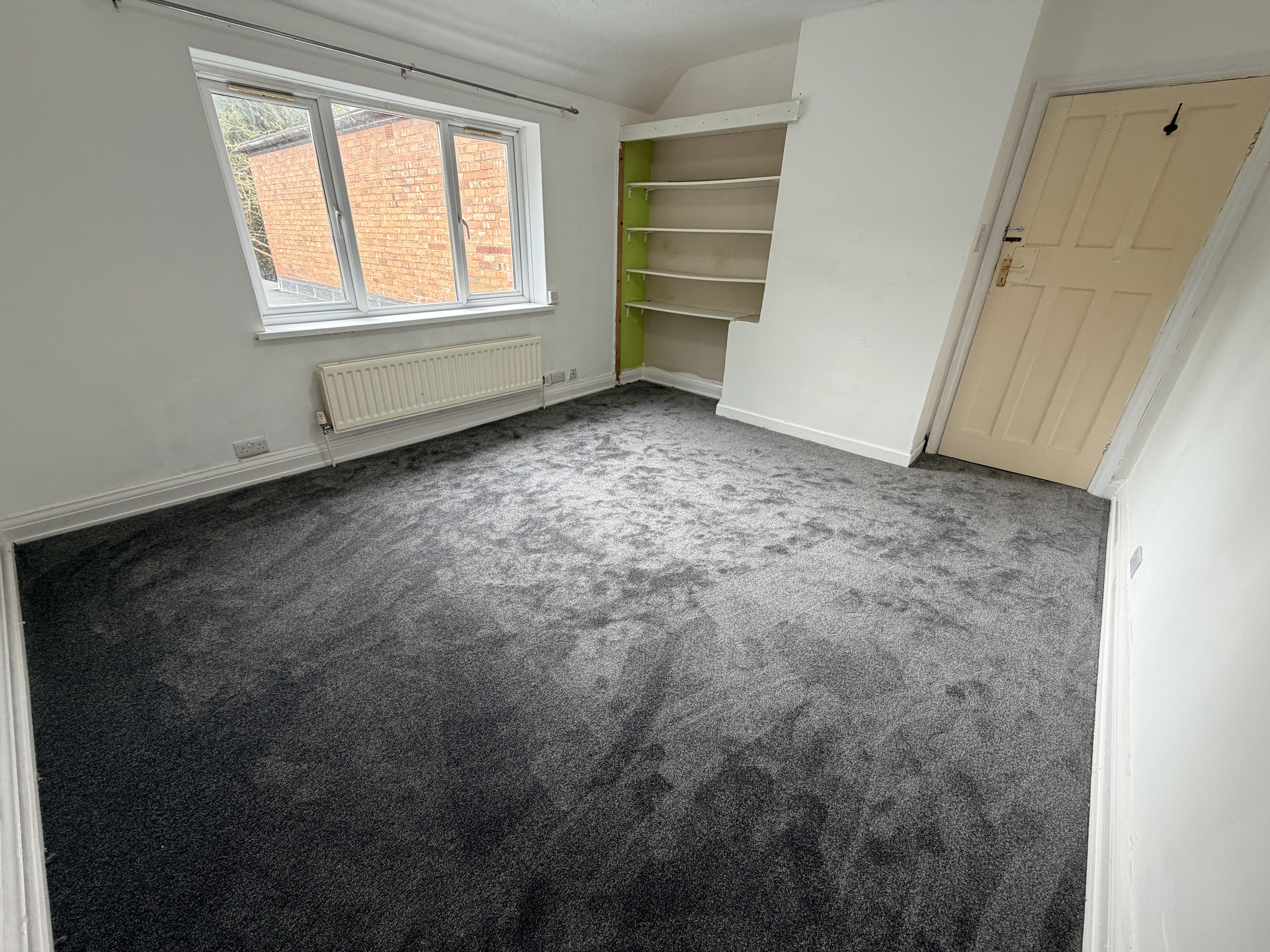 Flat Curborough Road in Lichfield