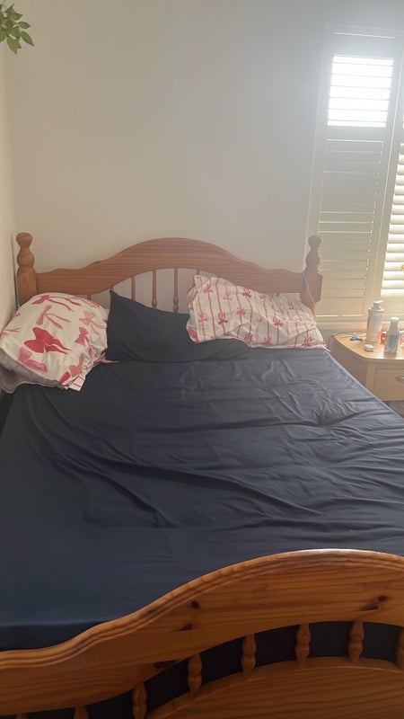 Room Boundary Road in Greater London