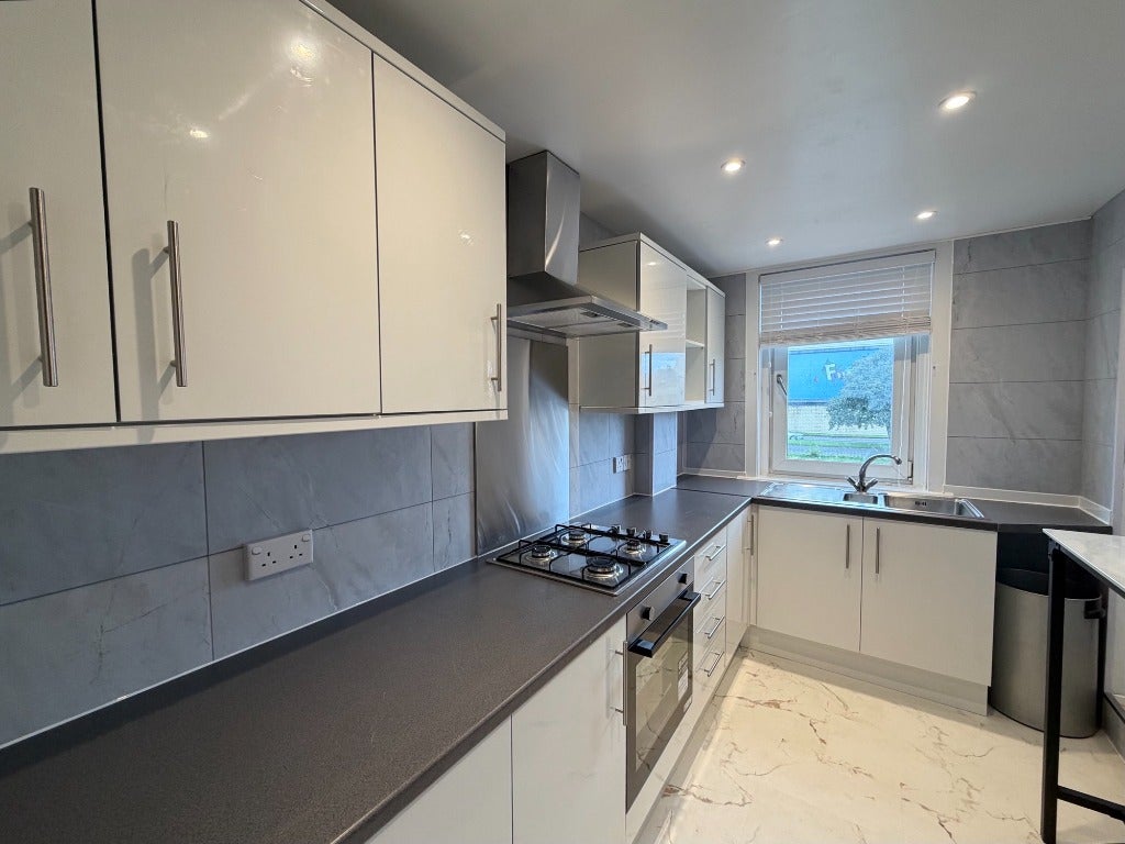 Flat Pollokshaws Road in Glasgow