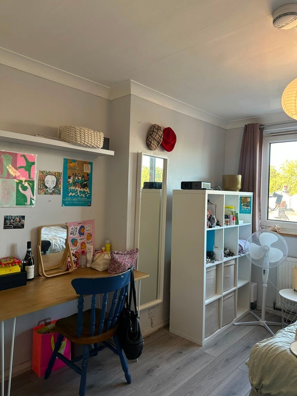 Room Devonport Street in Greater London