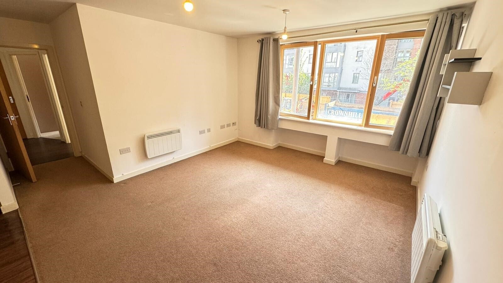 Flat Sweetman Place in Bristol