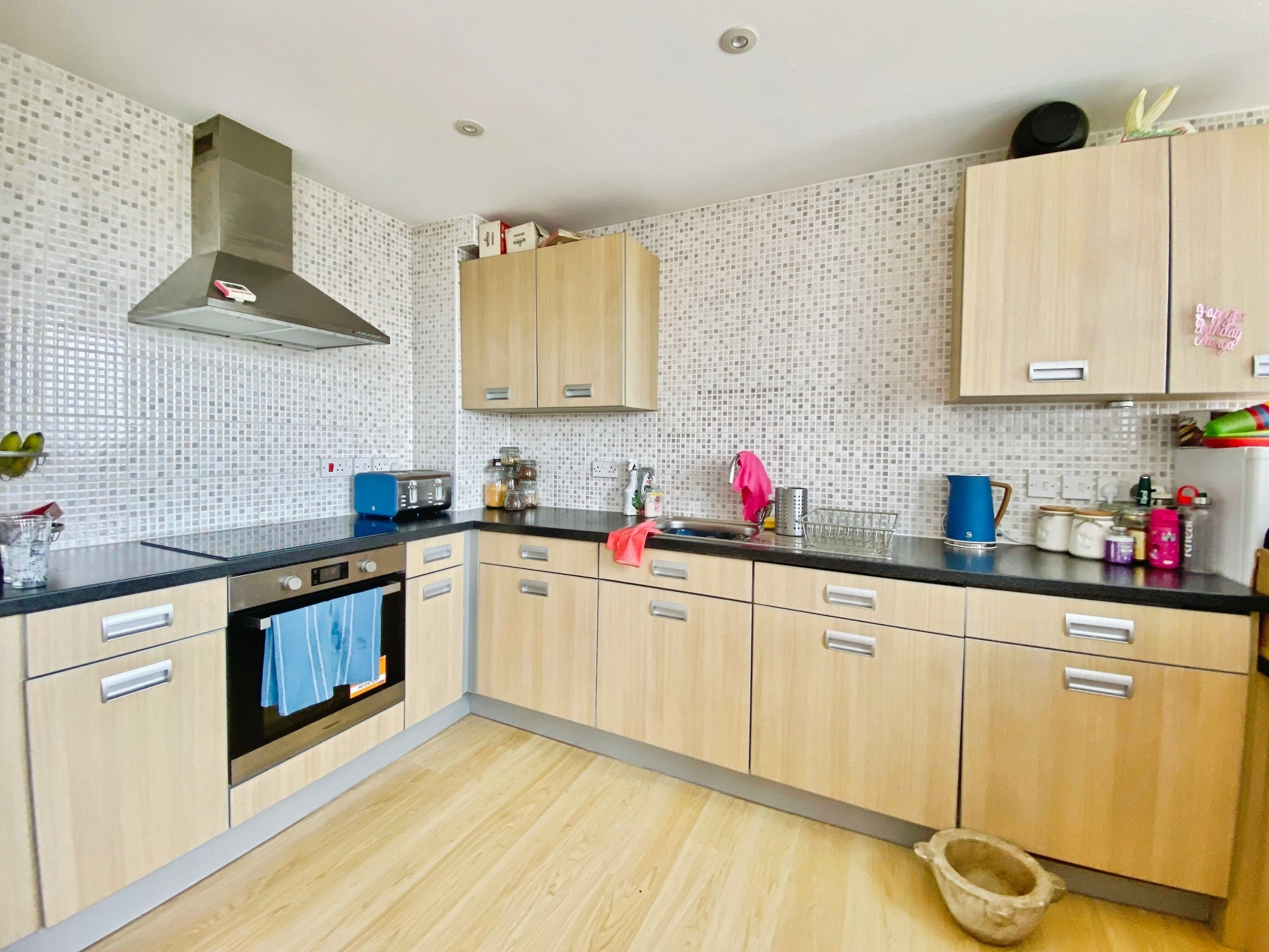Flat Oundle Road in Peterborough