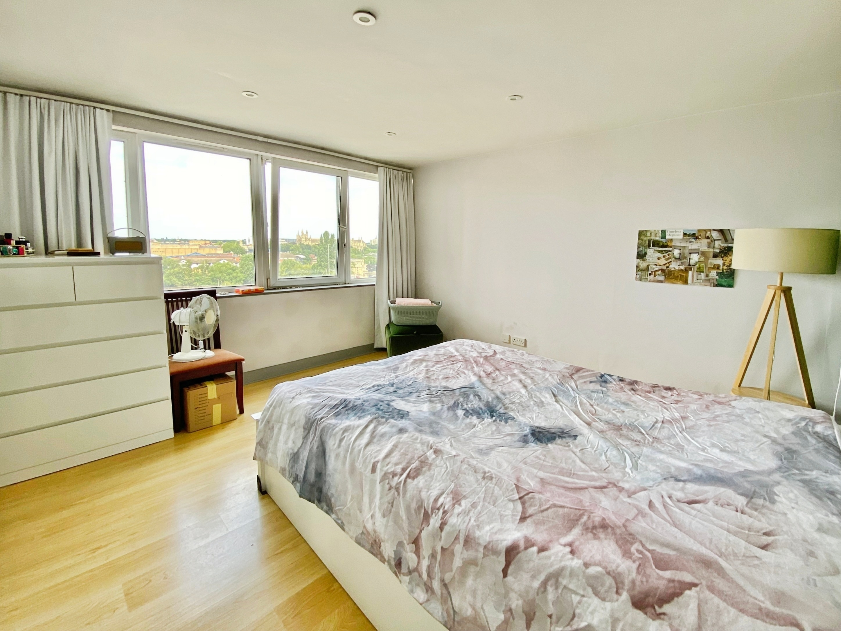 Flat Oundle Road in Peterborough