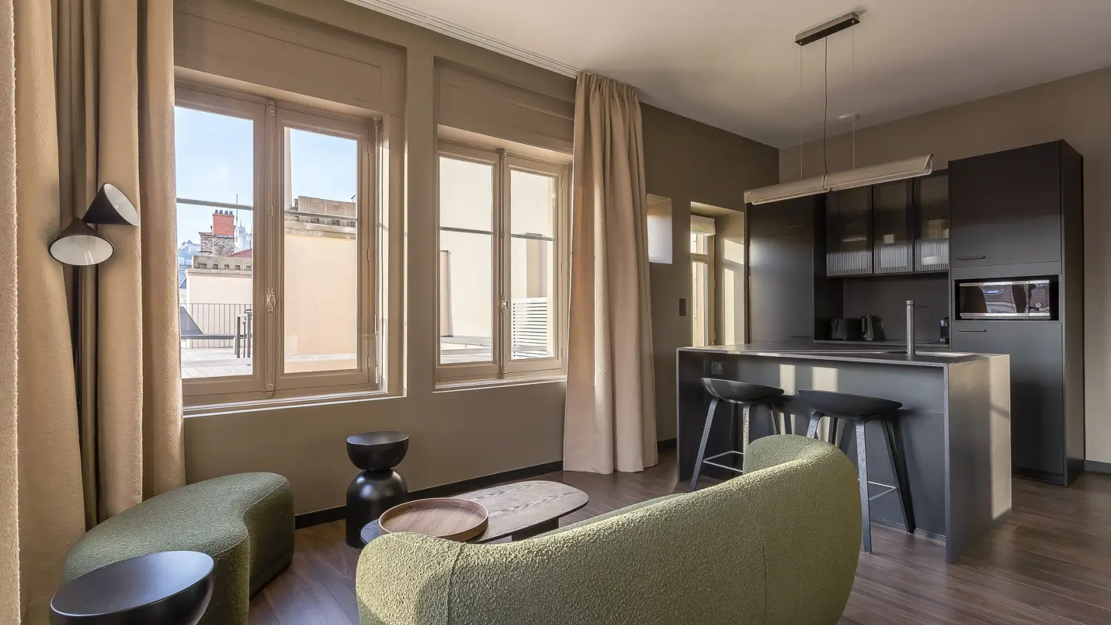 Flat Place Bellecour in Lyon