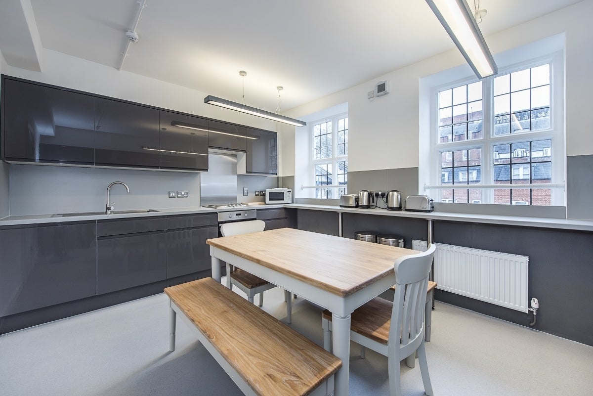 Room Udall Street in City of Westminster
