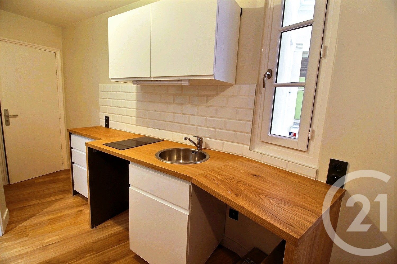 Flat Rue Anatole France in Levallois-Perret