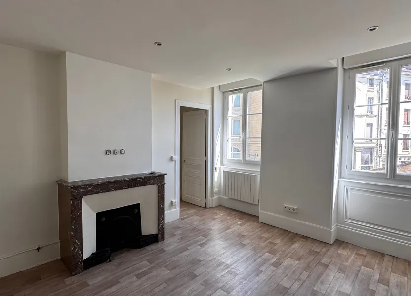 Flat Petite Rue de la Cocarde in Vienne