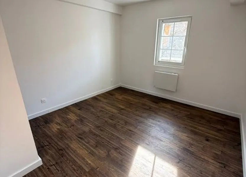 Flat Rue Louis Pasteur in Sainte-Foy-la-Grande