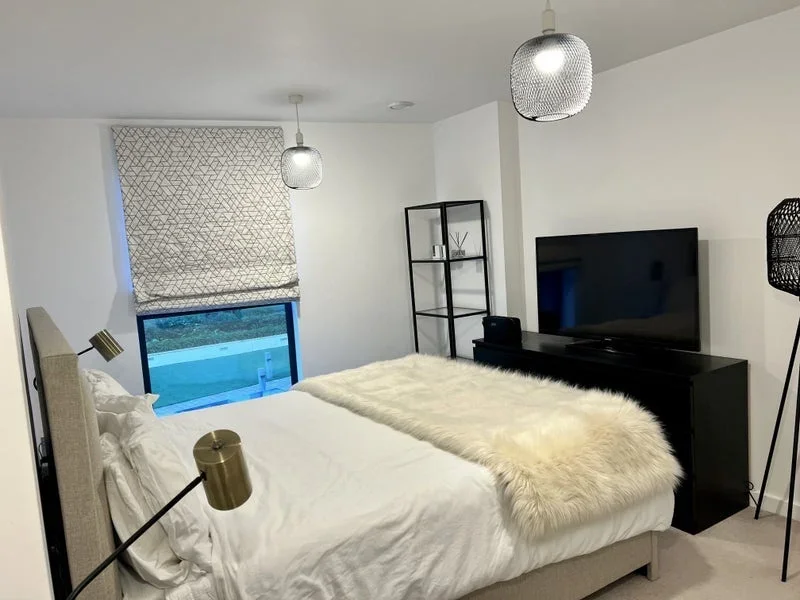 Flat Hawthorne Crescent in Greater London