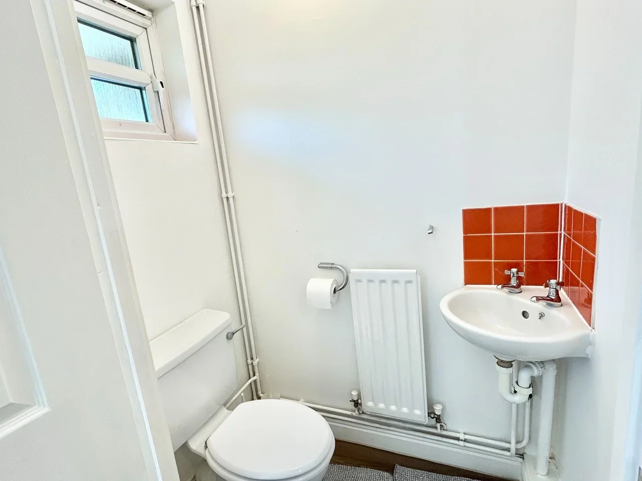 House Schooner Close in Greater London