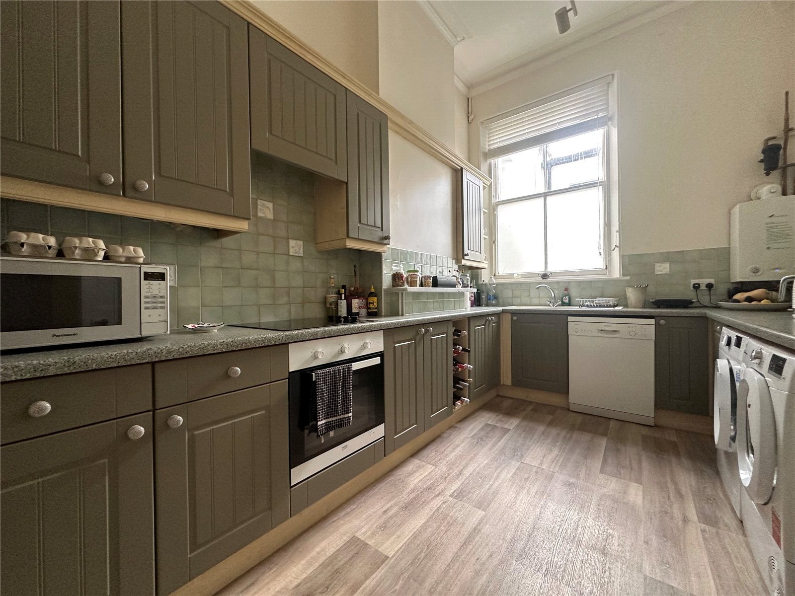 Flat New Wokingham Road in Buckler's Park