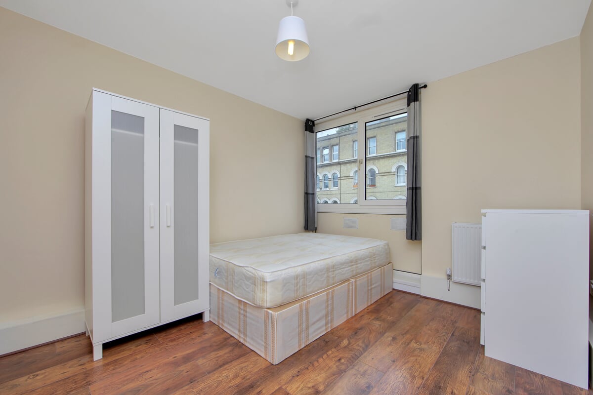 Flat Bath Terrace in Greater London