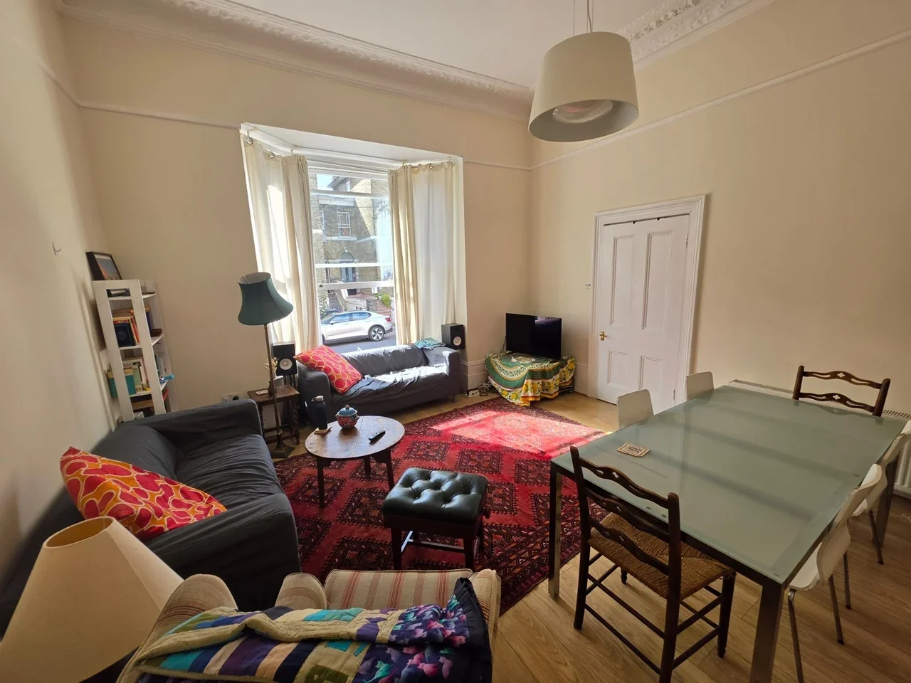 Flat Flaxman Road in Greater London