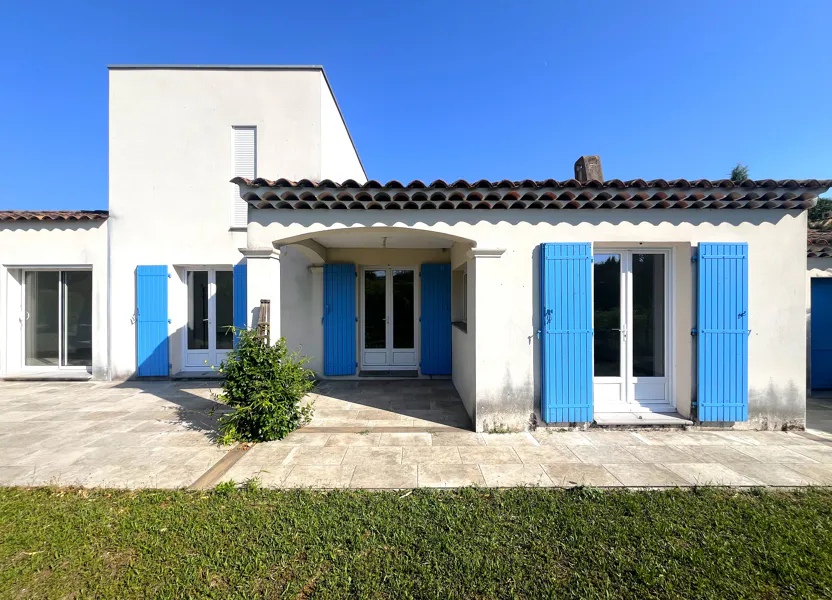 House Chemin de Sainte-Tulle in Pierrevert