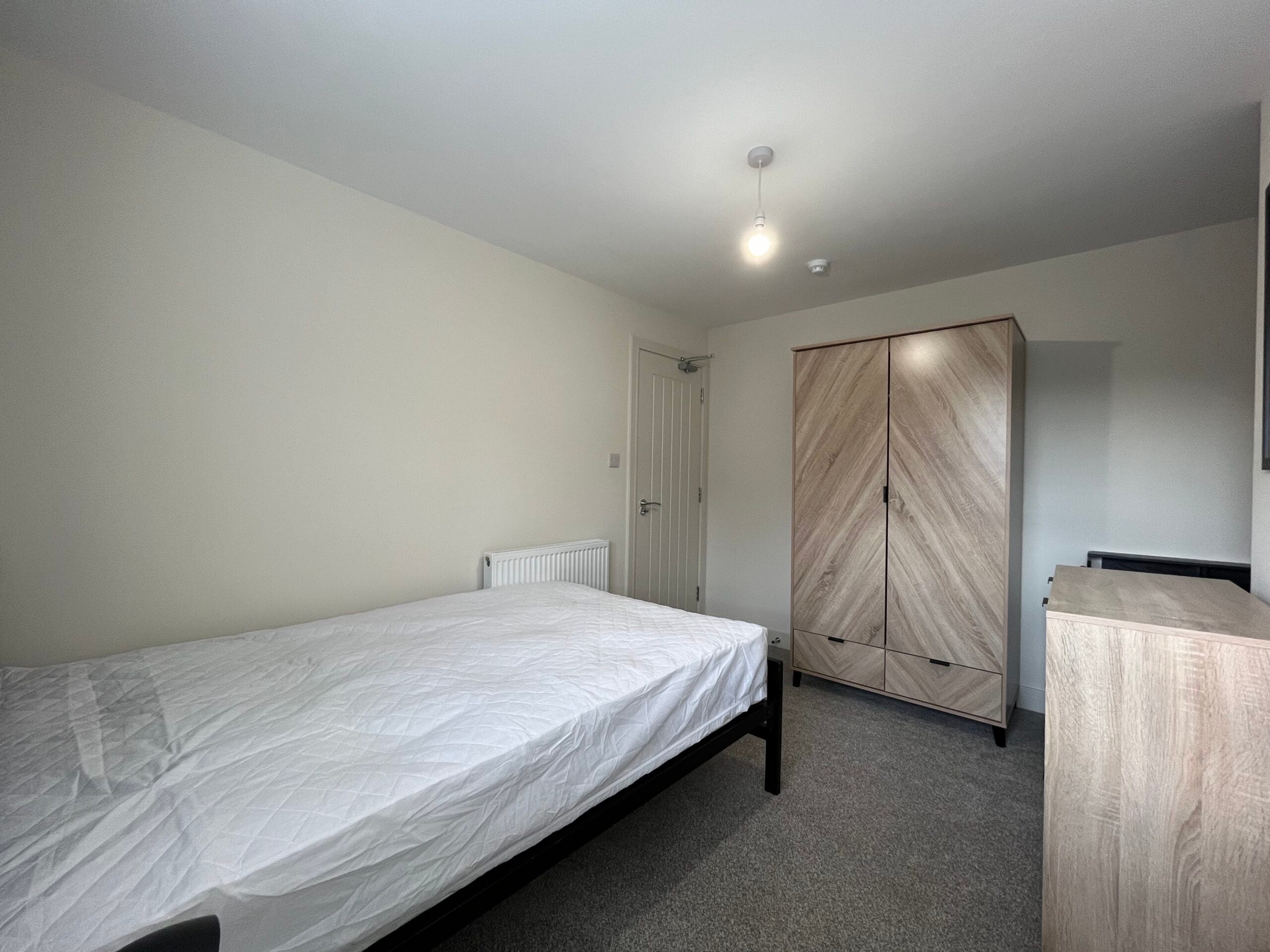 Room Orchard Street in Peterborough