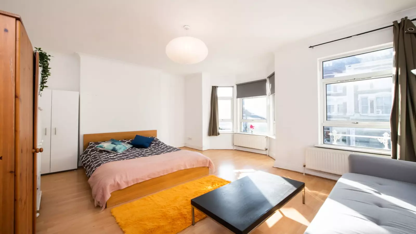 Room Tufnell Park Road in Greater London
