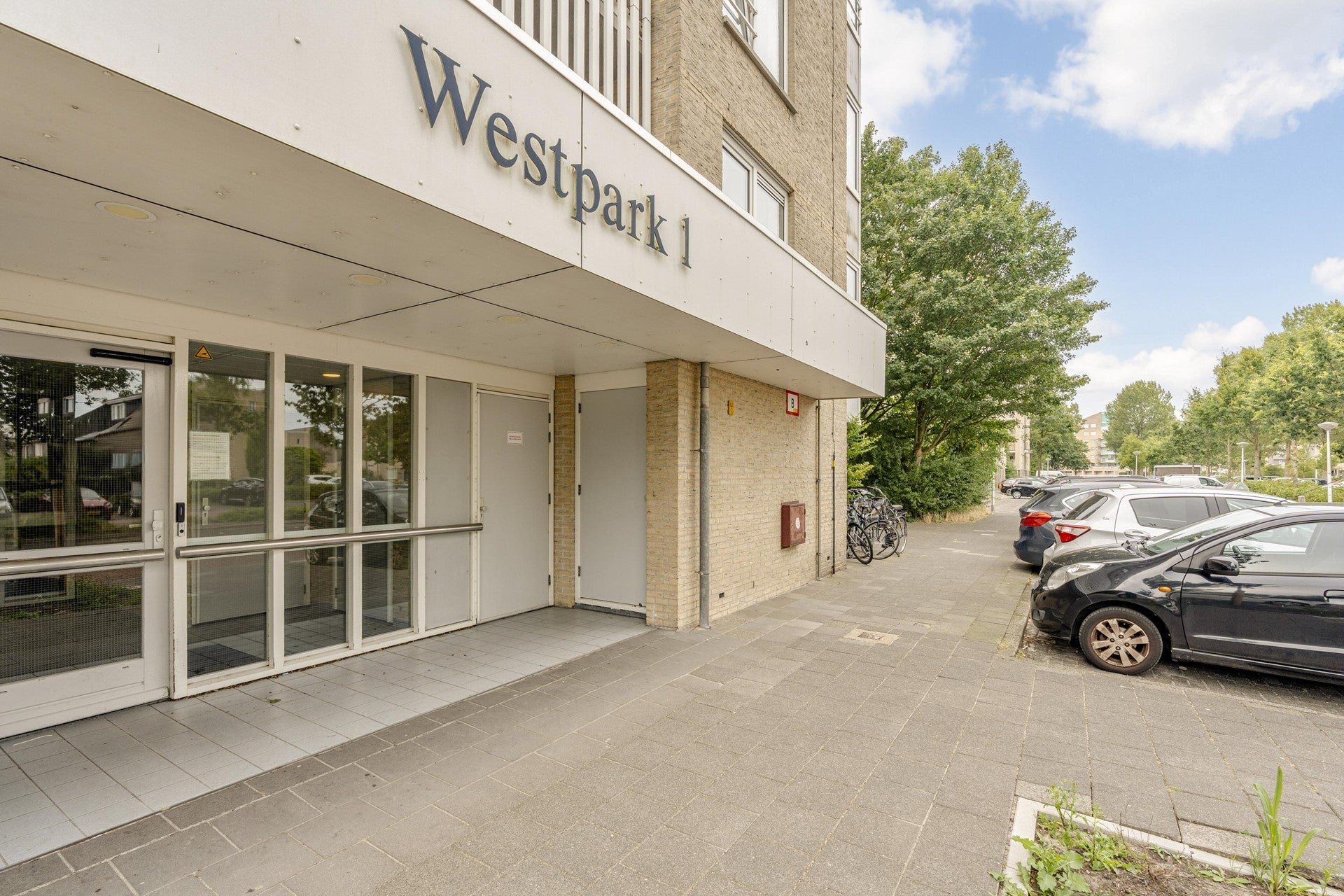 Appartement te koop: Rosa Spierlaan 422, Amstelveen