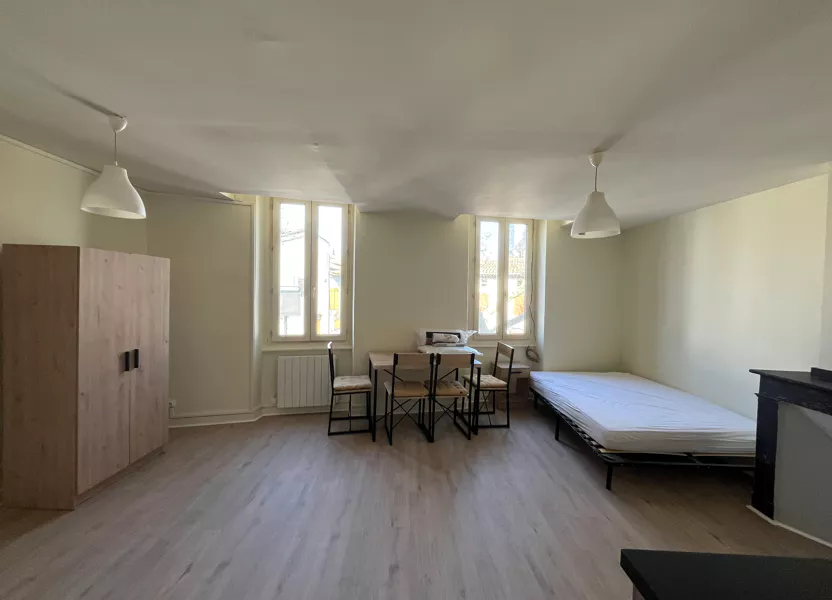 Appartement Chemin de Montillac à Villepinte