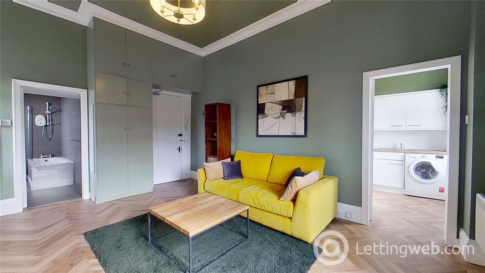 Flat Westbourne Gardens West in Glasgow