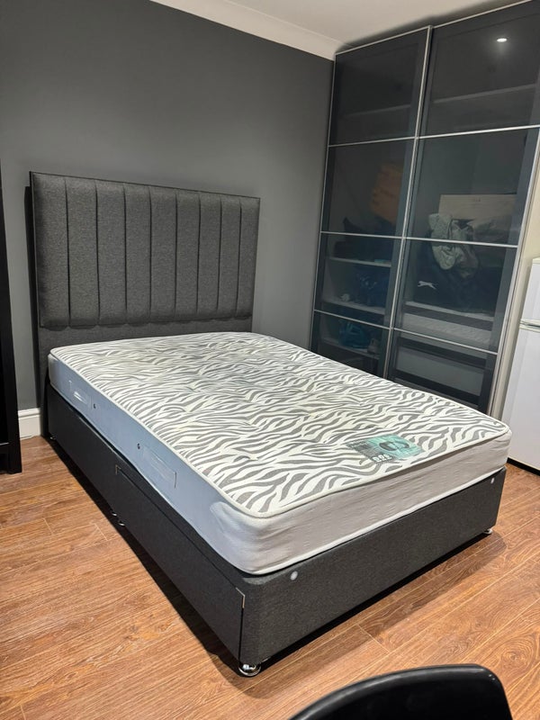 Room Disraeli Road in Greater London