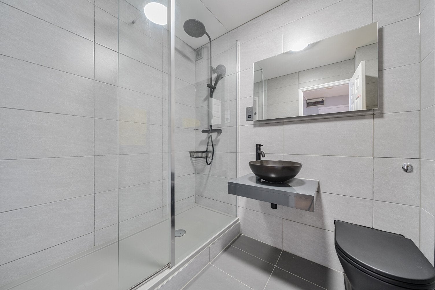 Flat Clarence Road in Greater London