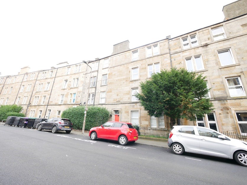 Flat Caledonian Crescent in City of Edinburgh