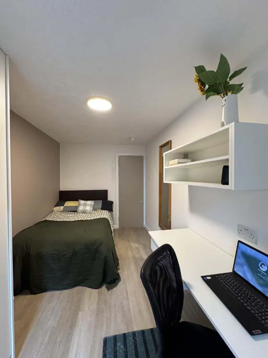 Room Oxford Street in Leicester