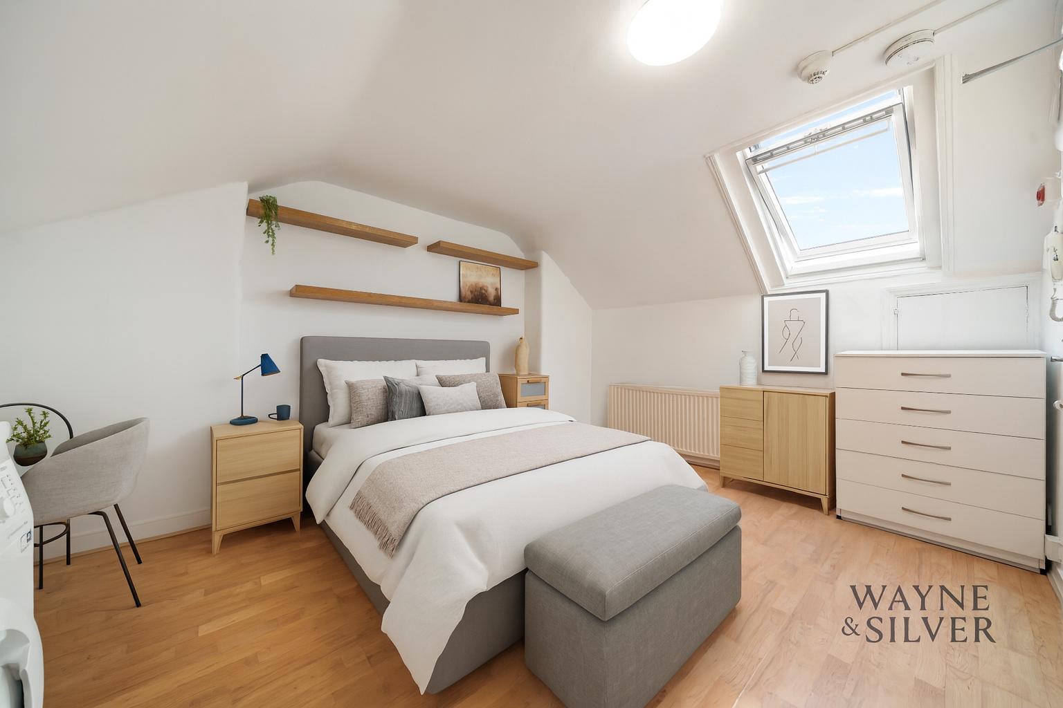 Flat Roderick Road in Greater London