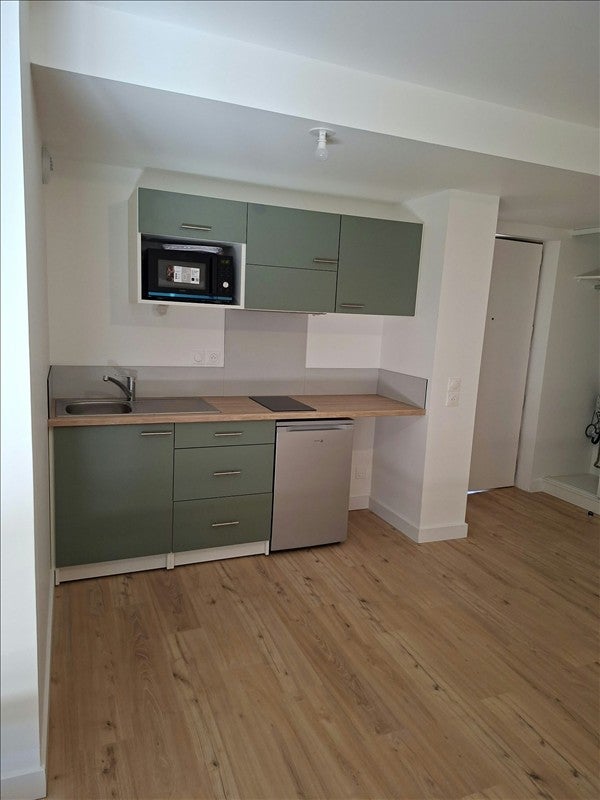 Flat Quai des Queyries in Bordeaux
