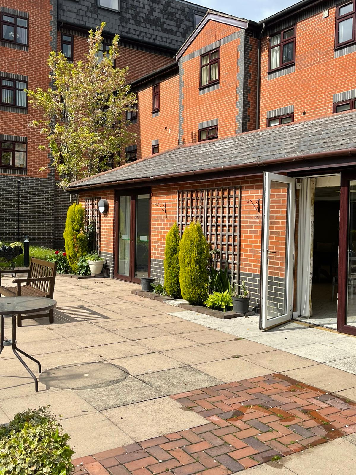 Flat Derby Street in Stoke-on-Trent